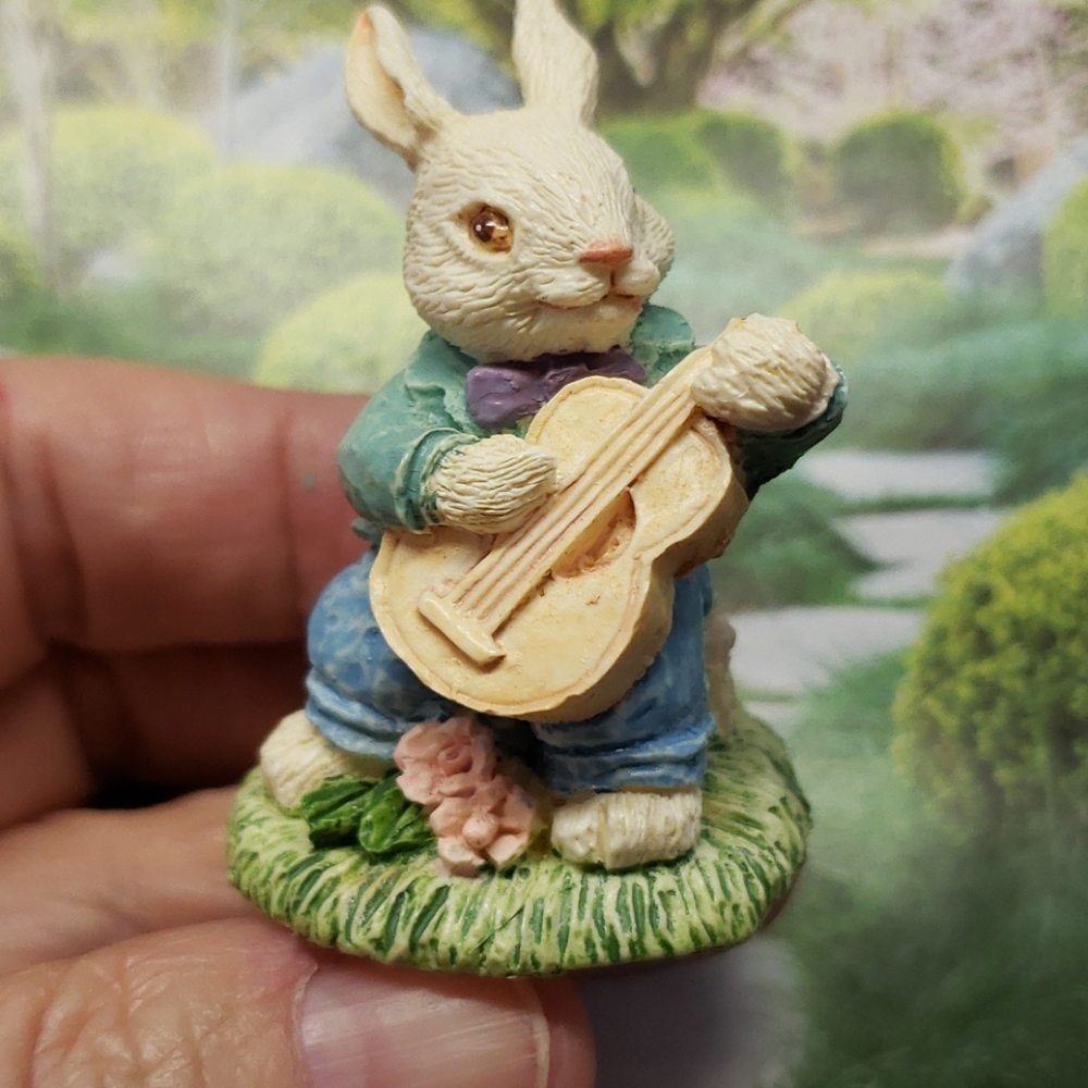 Two (2) 3D Most adorable Enesco bunnies - Picture 7 of 12